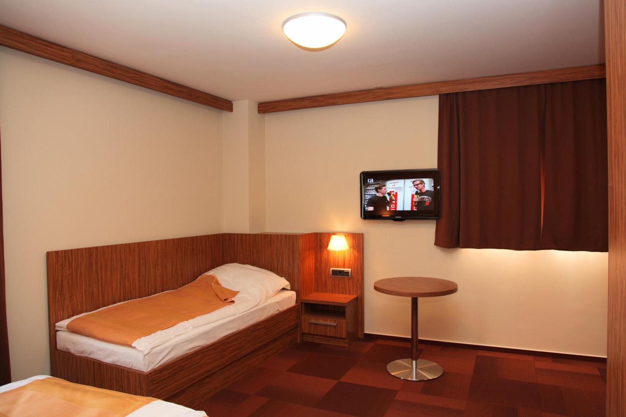 Hotel Marinsek Naklo Esterno foto