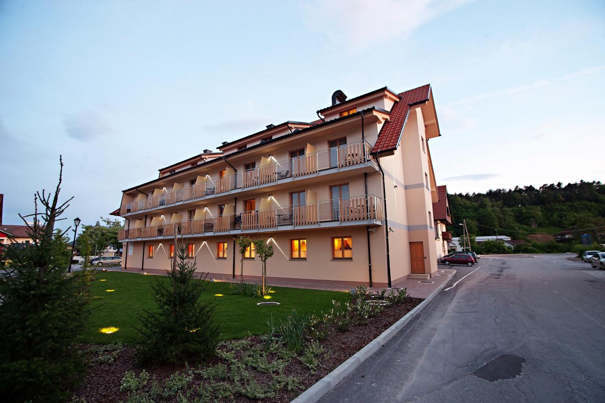 Hotel Marinsek Naklo Esterno foto